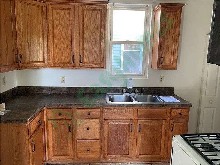 230 Locust Street - Photo 3 of 14