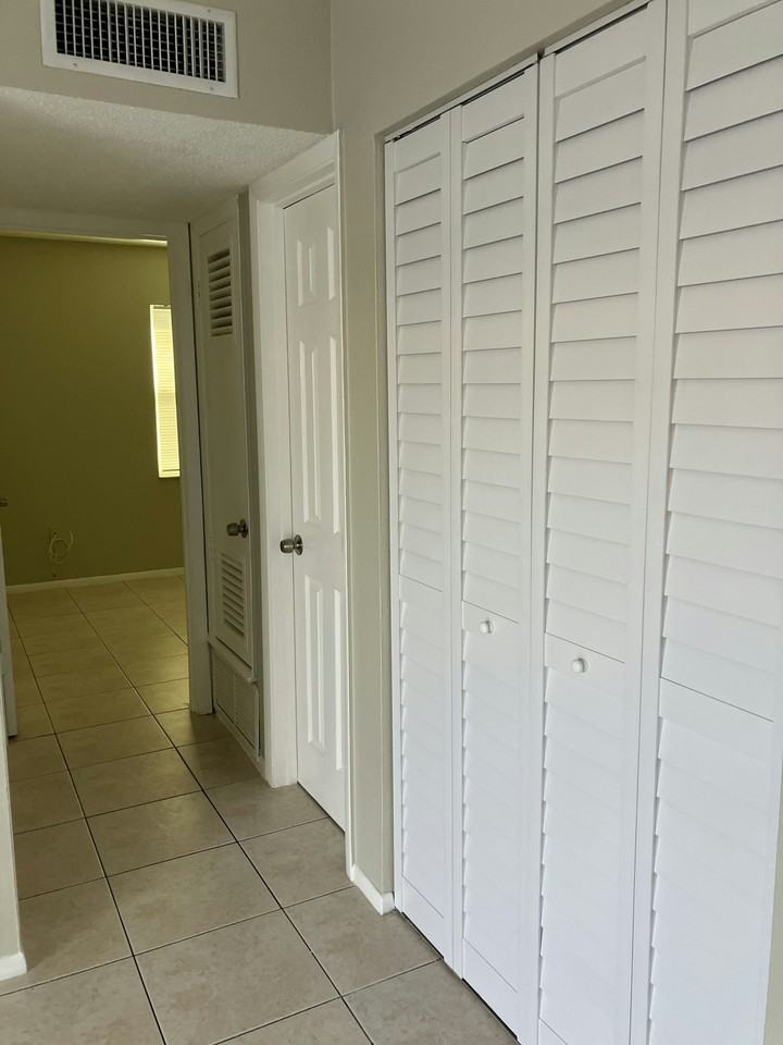 5751 Gallatin Lane - Photo 6 of 11