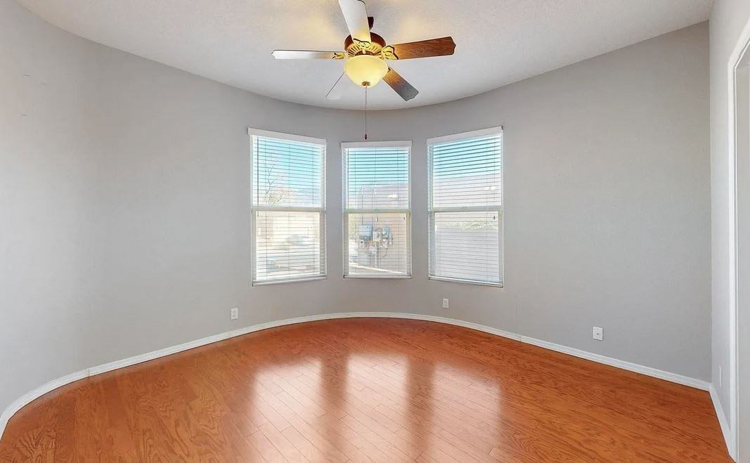 13308 Rachel Rd Se - Photo 2 of 4