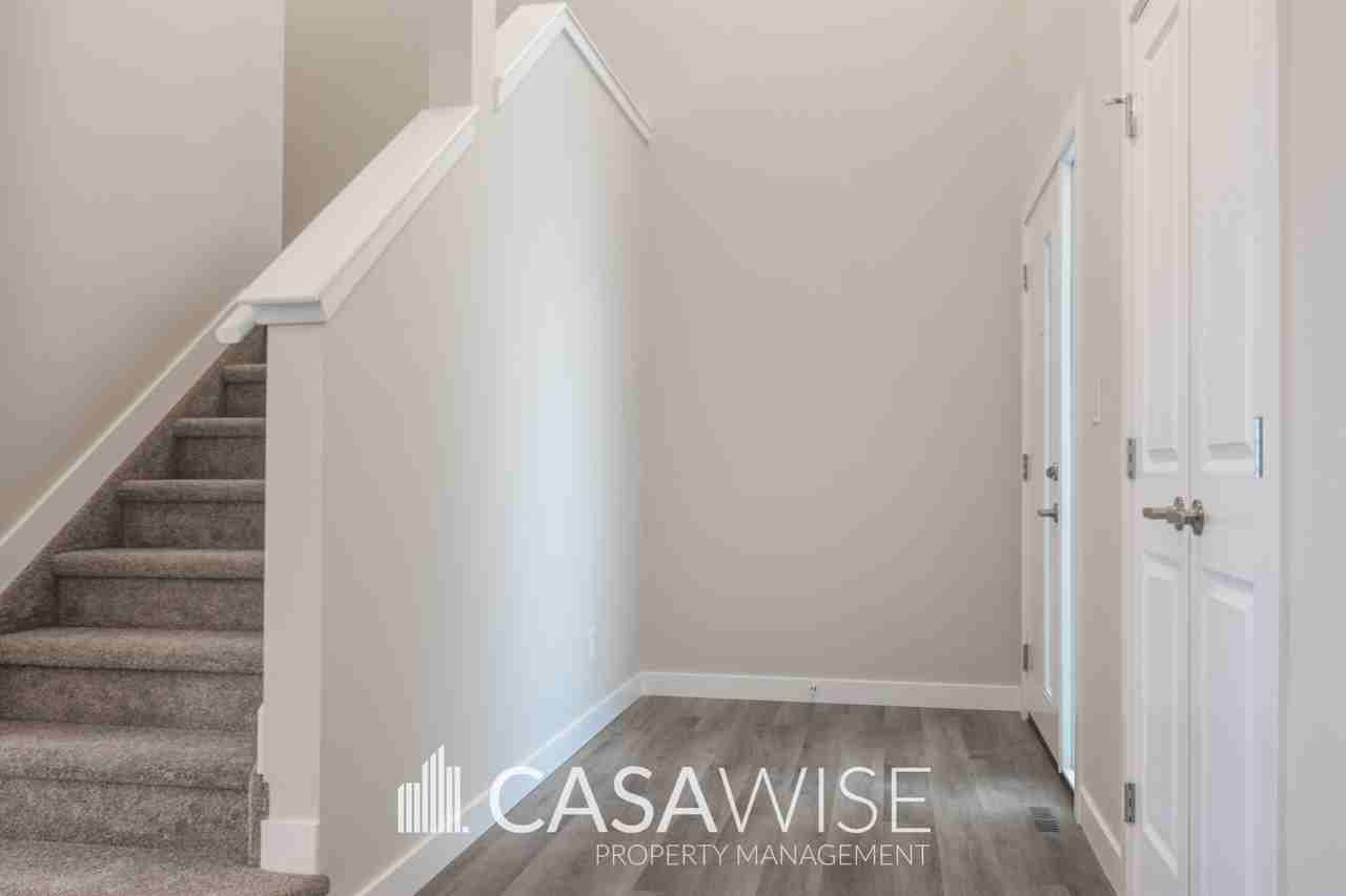 150 Awentia St #150 - Photo 6 of 14