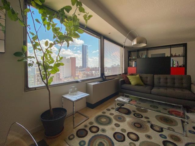 180 Park Row - Photo 3 of 10