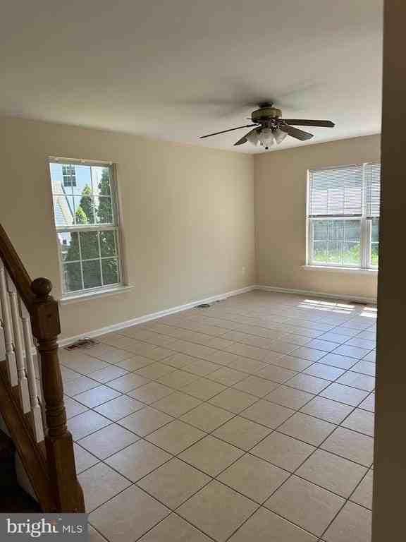 310 W High St #A - Photo 5 of 49