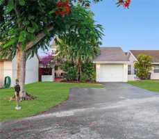 featured image of 6863 Sw 104th Ct #0