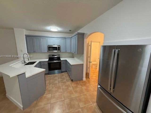 6526 Catalina Ln - Photo 3 of 8