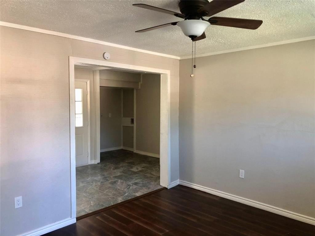 1726 Kirkwood Drive - Photo 2 of 12