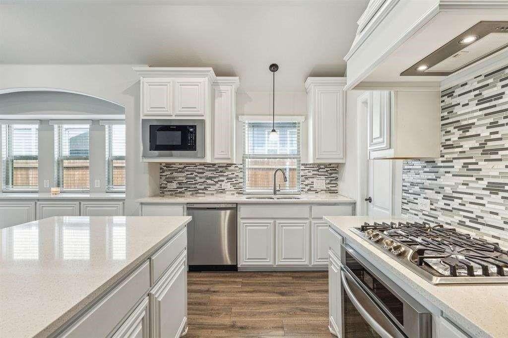 5314 Huffines Boulevard - Photo 2 of 28