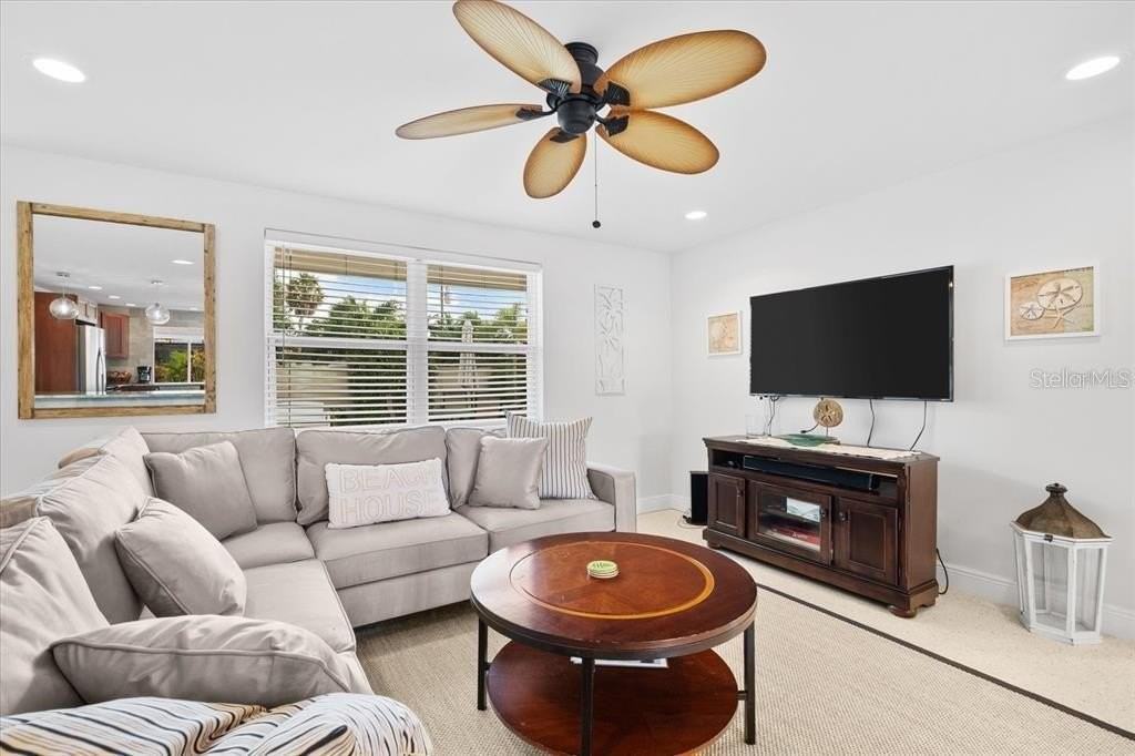 327 Avenida Milano - Photo 6 of 50