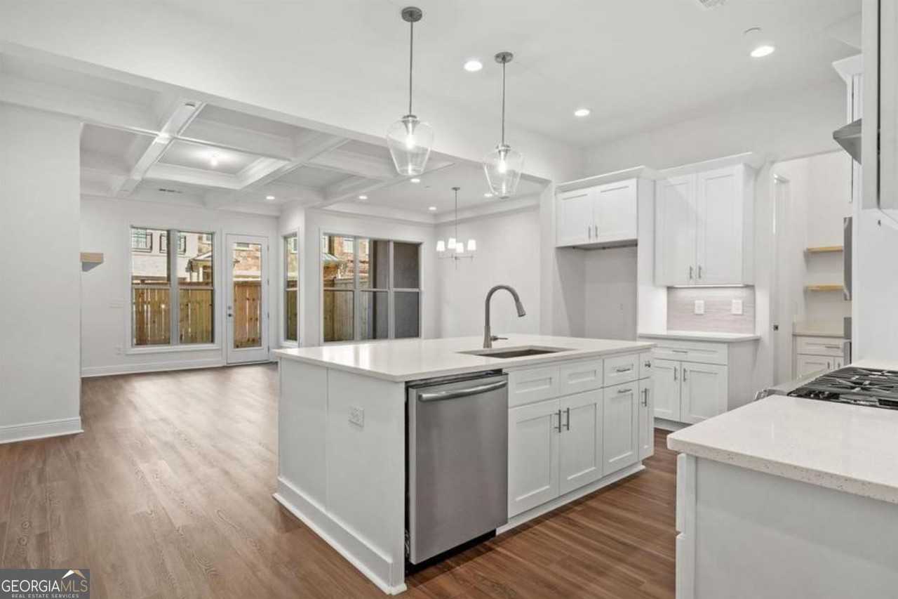 116 Via Roma - Photo 3 of 28