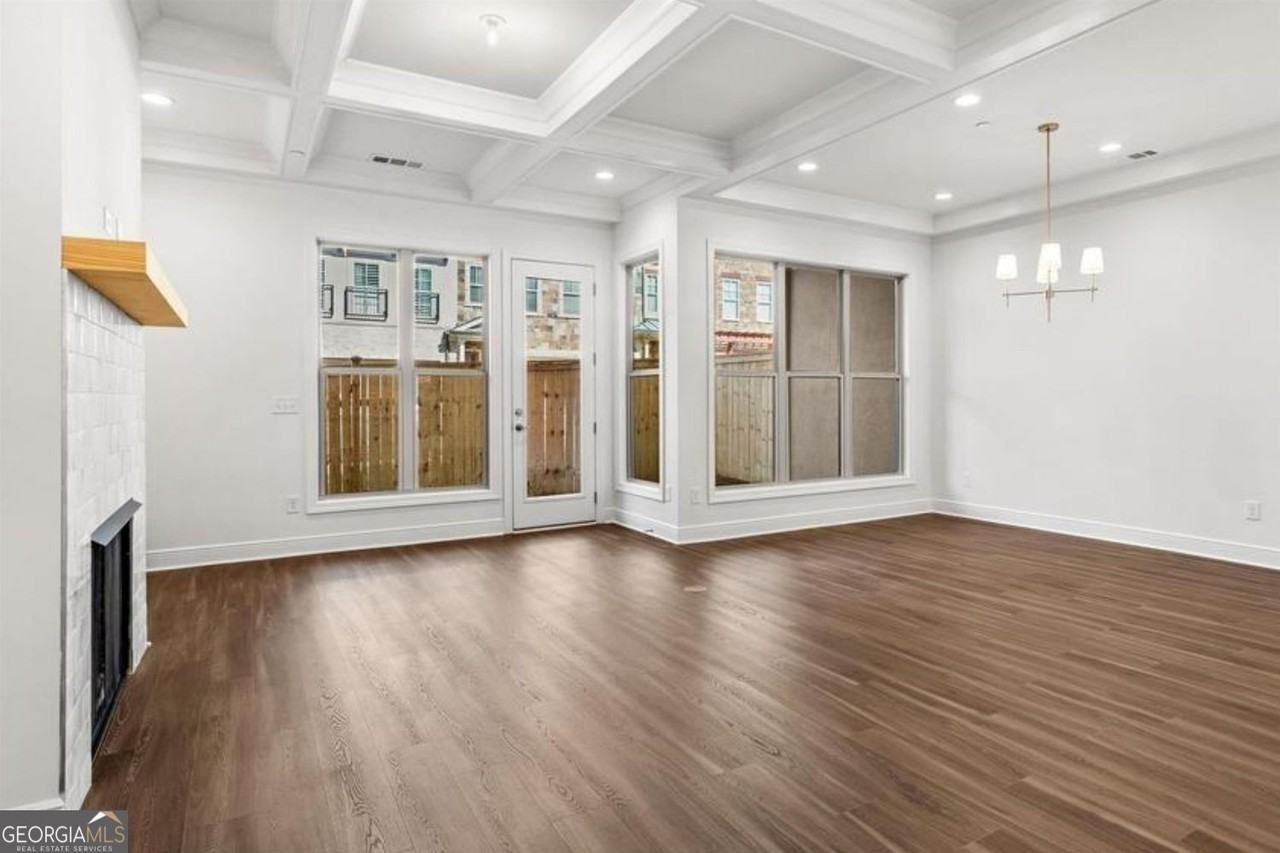 116 Via Roma - Photo 5 of 28