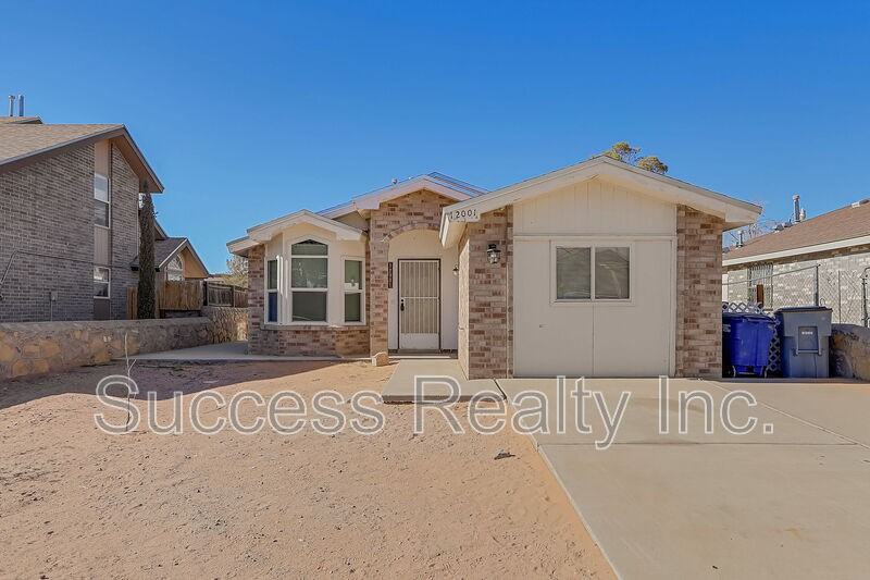 12001 Kings Guard Dr - Photo 2 of 24