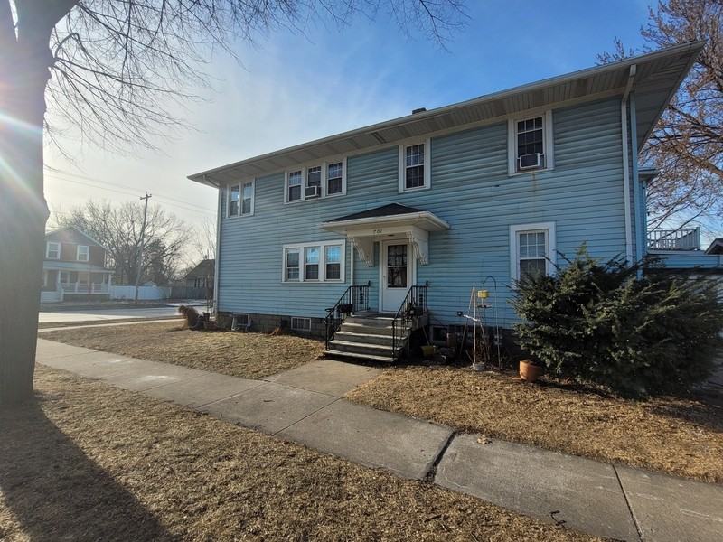 701 N Chestnut Ave #LOWER