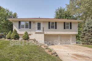 featured image of 1306 Se Knight Cir