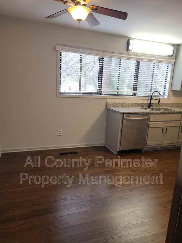 2571 Rocky Springs Dr - Photo 7 of 22