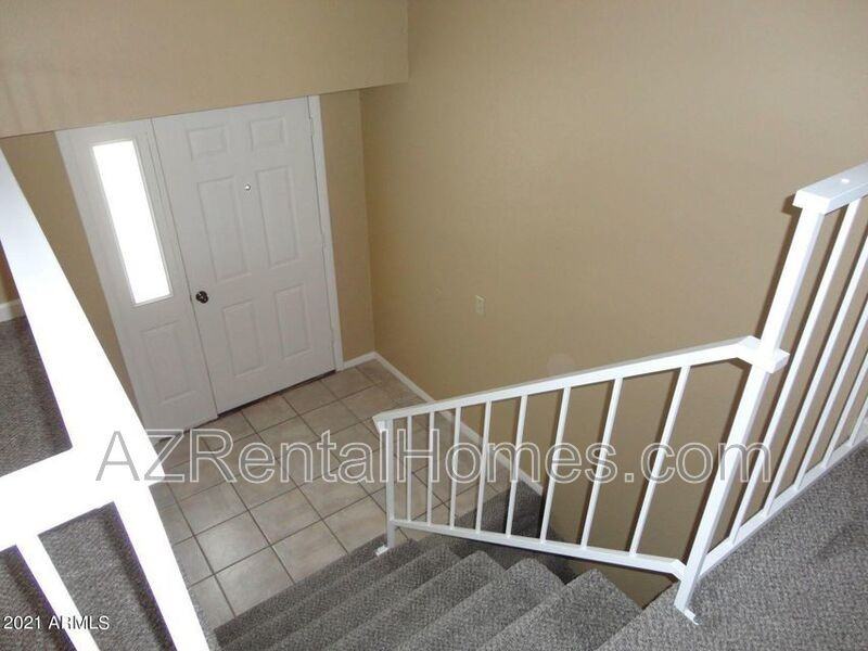 17038 N 37th Ave - Photo 3 of 15