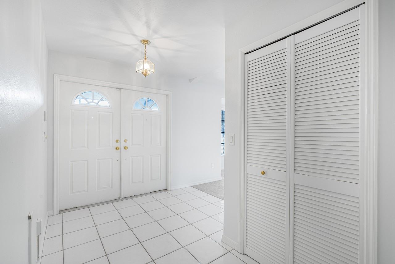 3106 Se 10th Pl - Photo 7 of 50