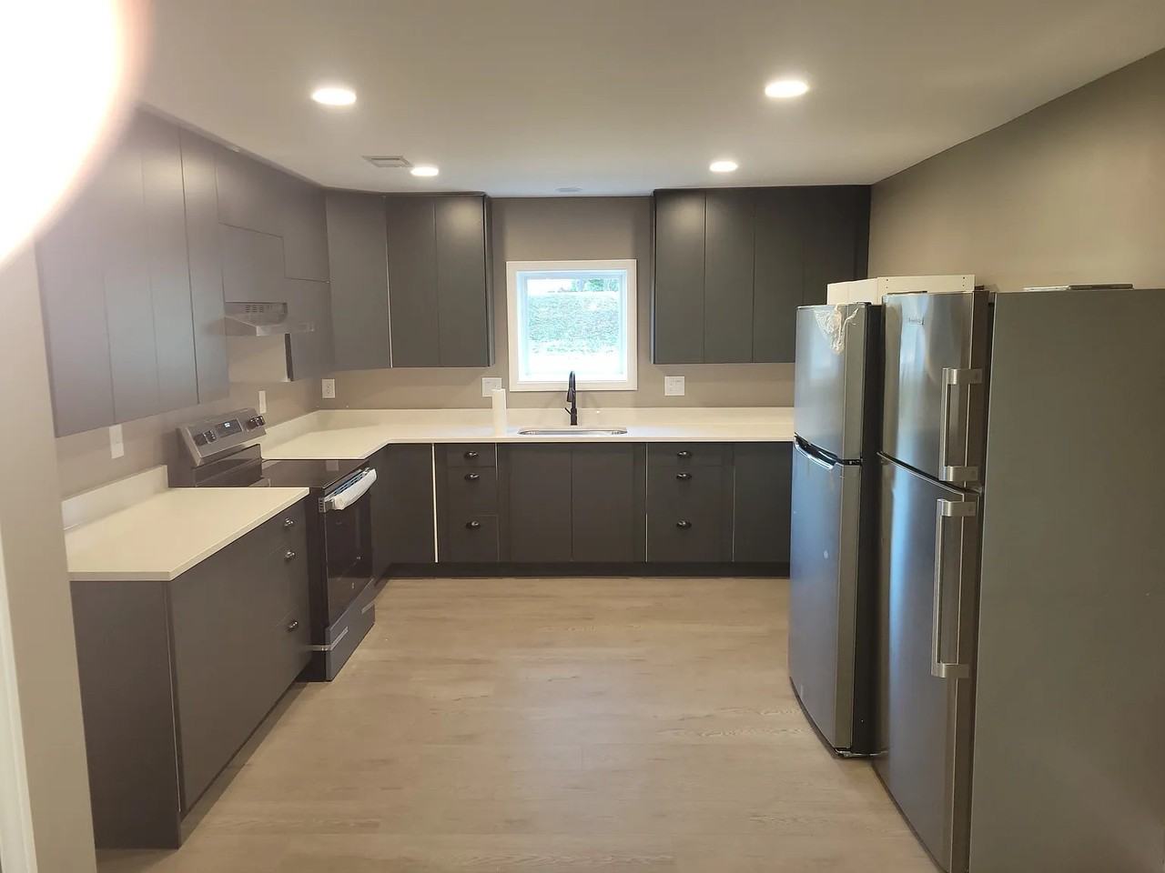 13040 Cogburn Rd - Photo 3 of 39