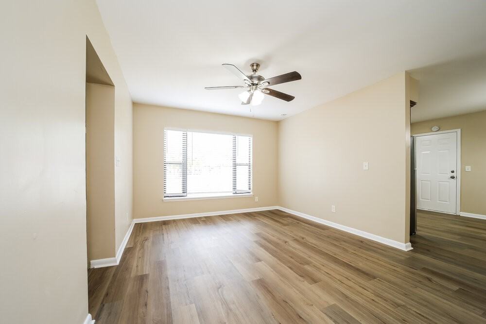 7580 Melvin Rd - Photo 3 of 16