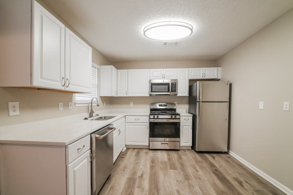 313 Randy Way - Photo 7 of 17