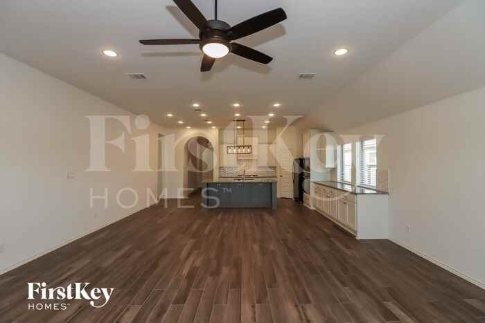 2535 Verbena Bend Dr - Photo 3 of 15