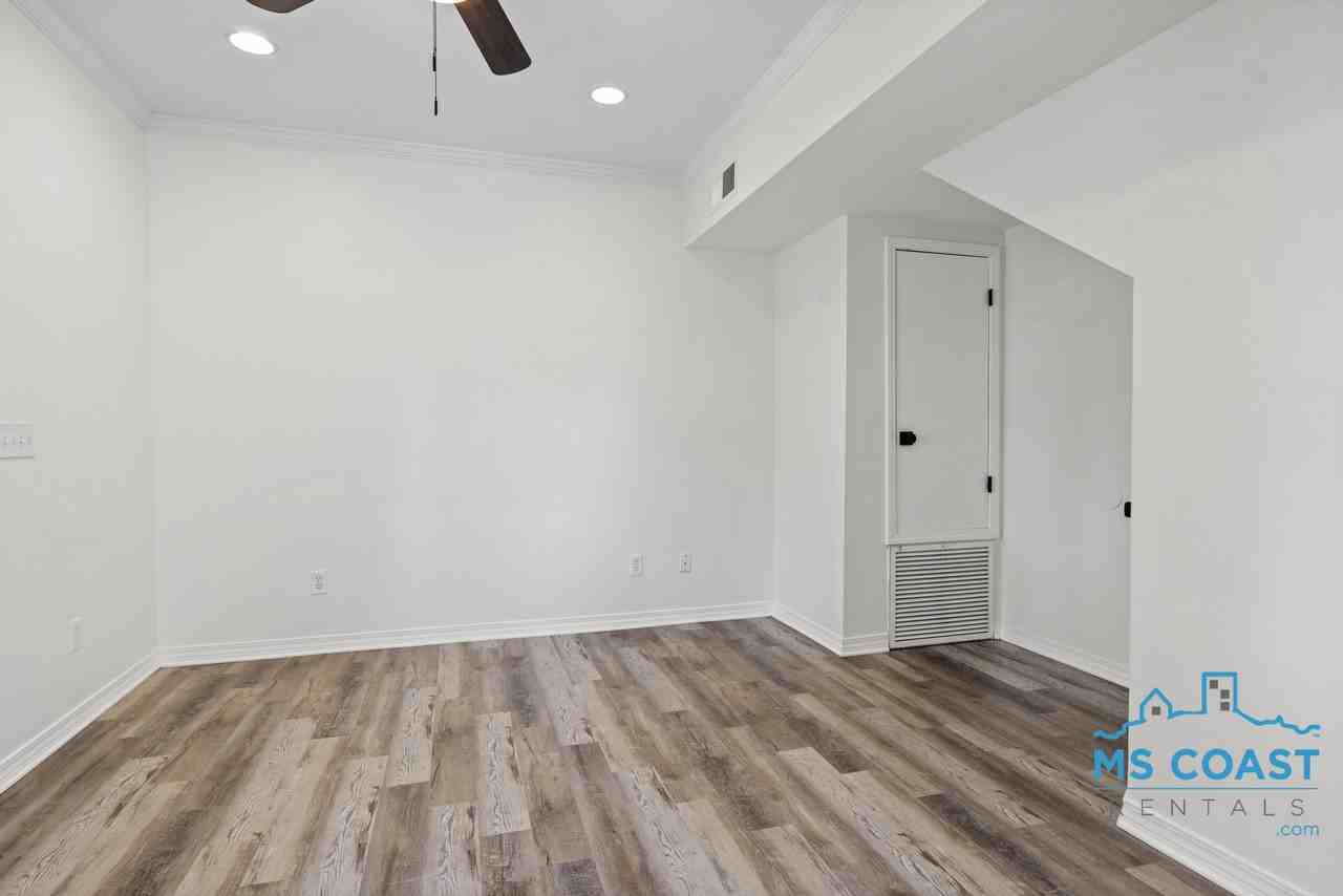 113 Earle Taylor Lane - Photo 3 of 17