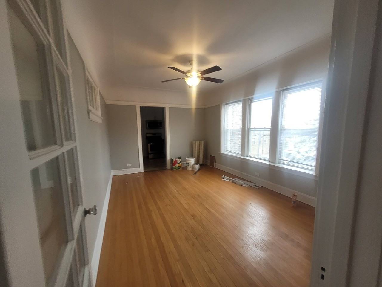 7531-35 N. Hoyne - Photo 3 of 8
