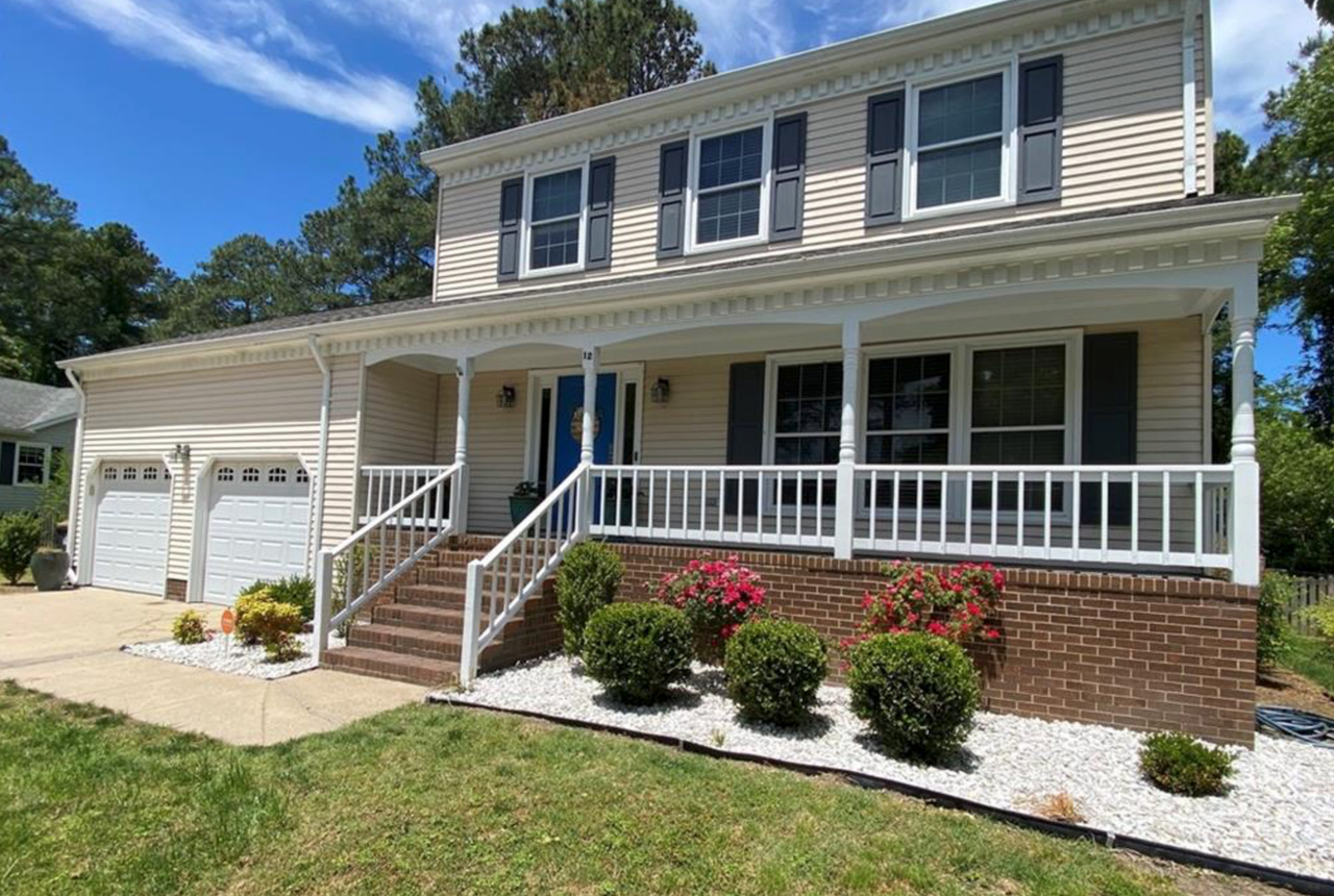 12 Evans Grove Rd - Photo 2 of 17