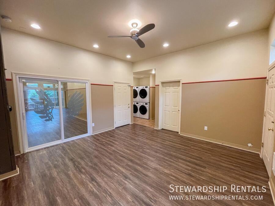 600 E 8th Ave - Photo 4 of 44