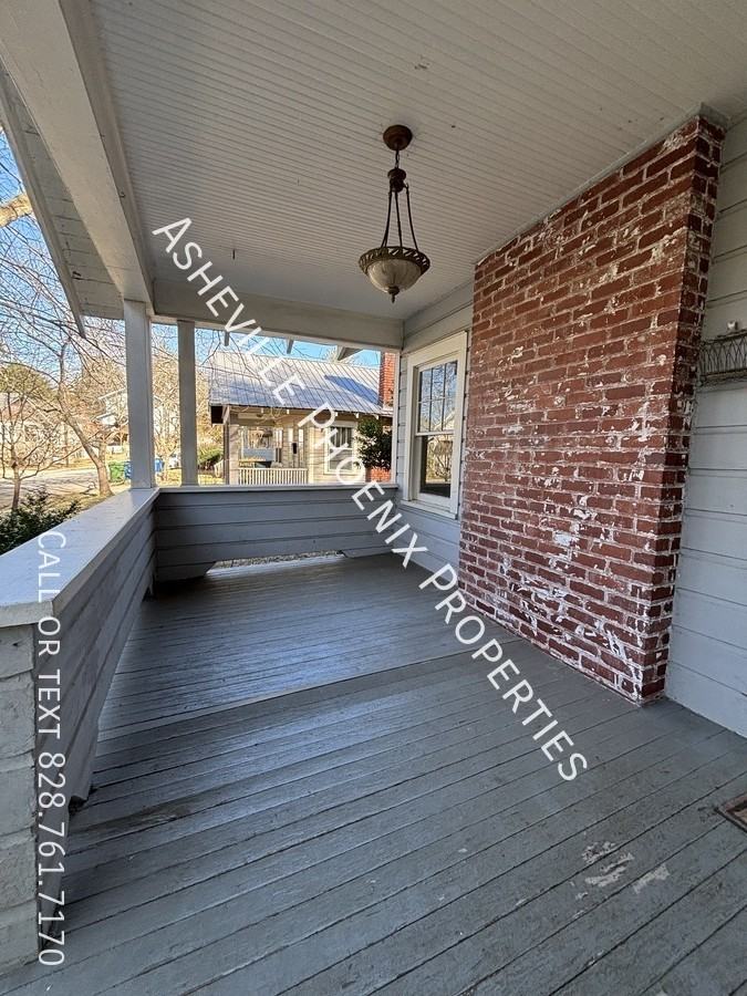 154 Evelyn Pl - Photo 2 of 15