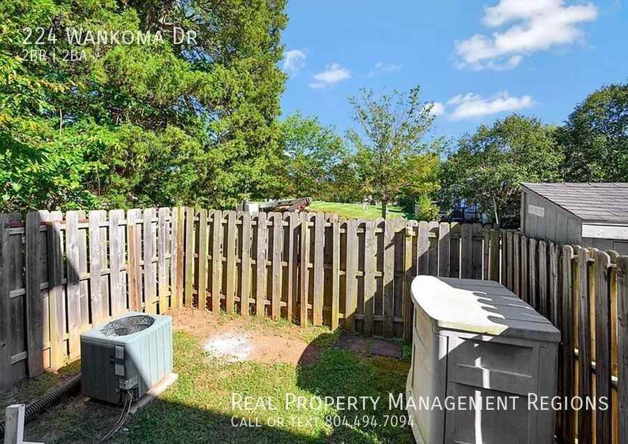 224 Wankoma Dr - Photo 2 of 26
