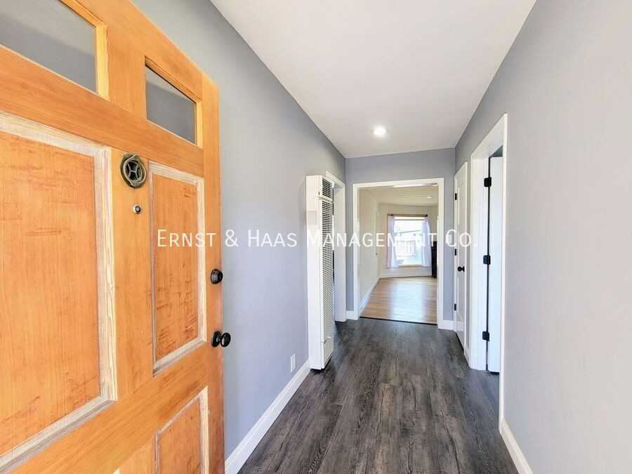 2032 Baltic Ave - Photo 3 of 27