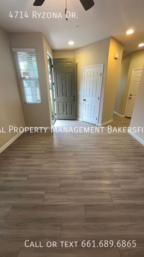 4714 Ryzona Dr - Photo 3 of 33