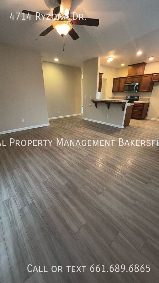 4714 Ryzona Dr - Photo 5 of 33