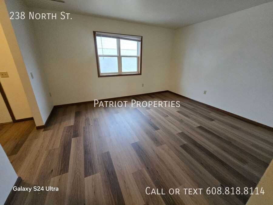 238 North St - Photo 2 of 34