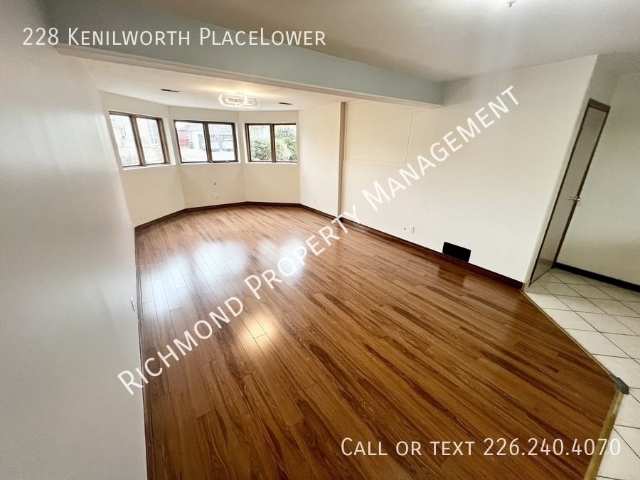 228 Kenilworth Pl - Photo 3 of 19