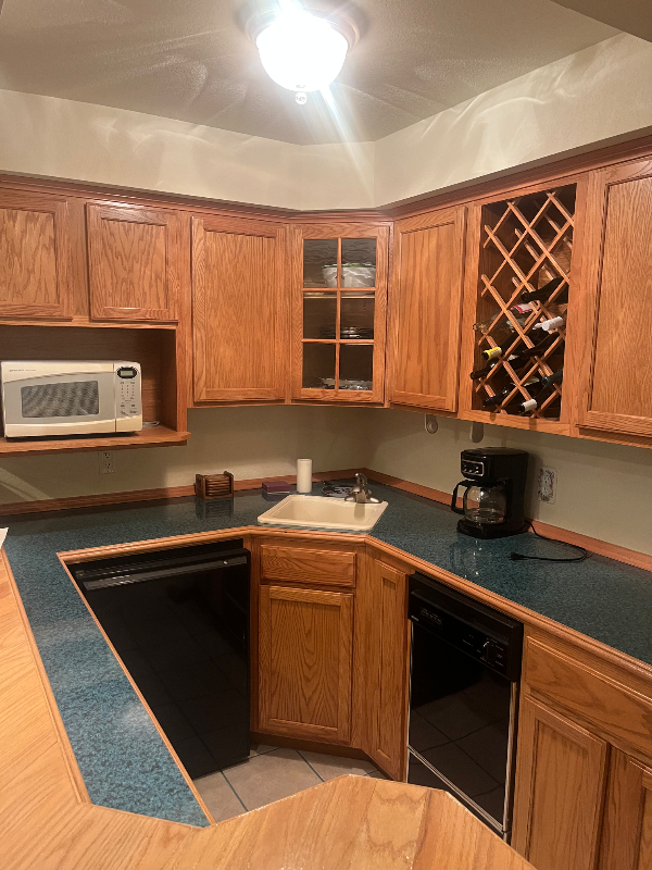 1033 Alexa Ct - Photo 2 of 7