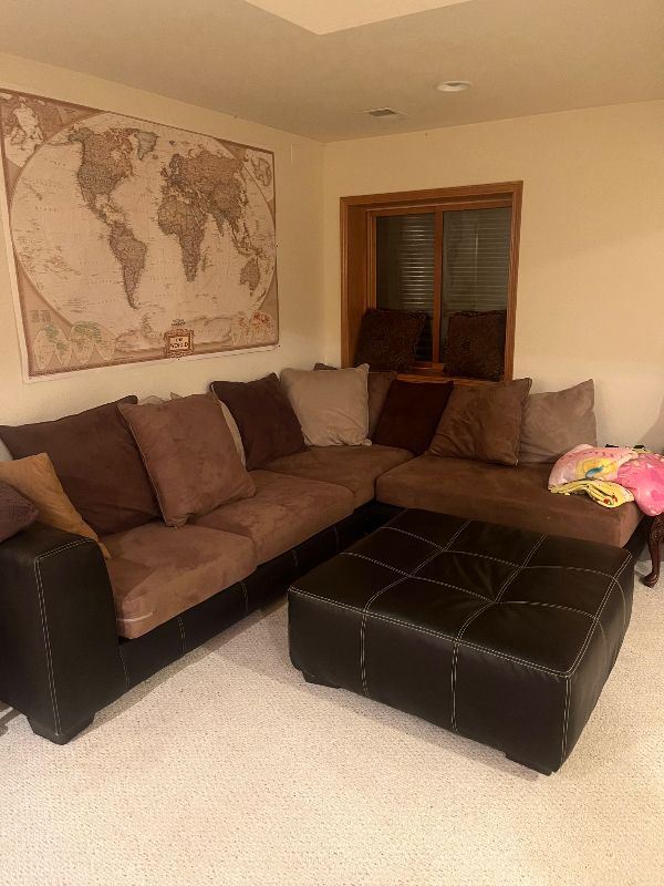 1033 Alexa Ct - Photo 3 of 7