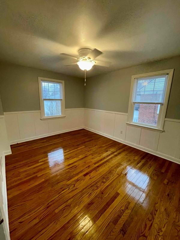 105 E Weisheimer Rd - Photo 2 of 24