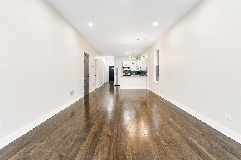 1707 N Harding Ave #3 - Photo 2 of 11