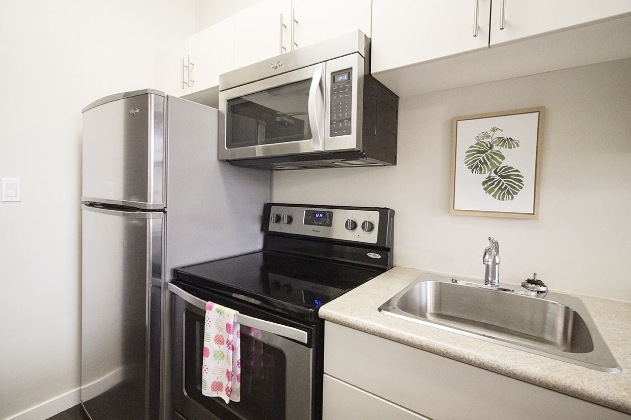 300 Tache Avenue - Photo 2 of 17