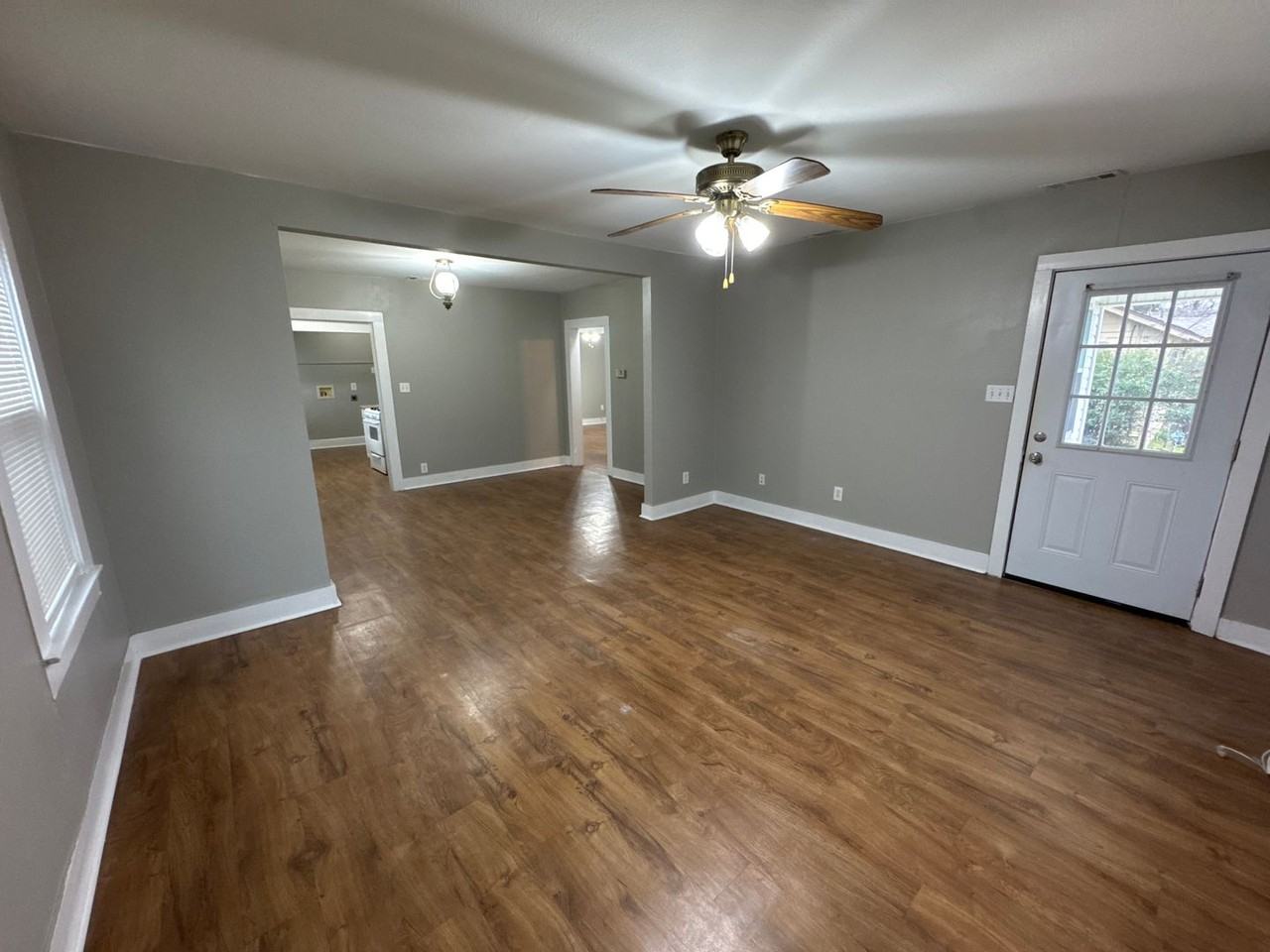 1800 Bolivar St - Photo 2 of 33