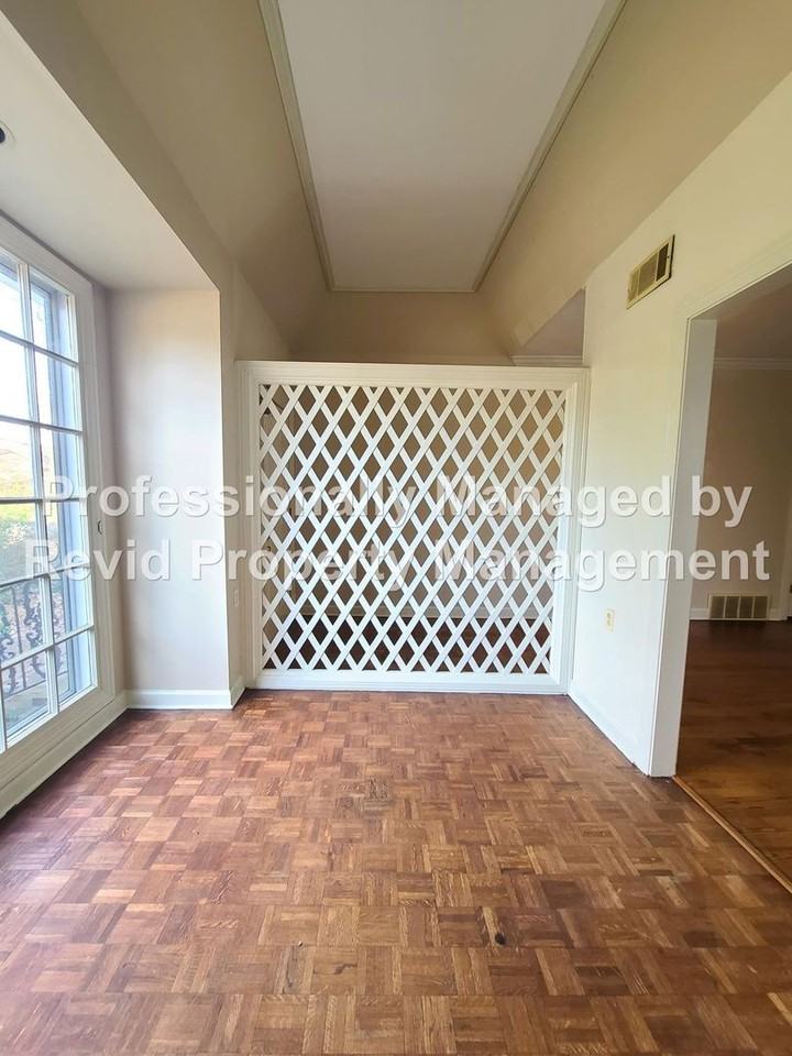 3279 Overland Pl - Photo 7 of 50