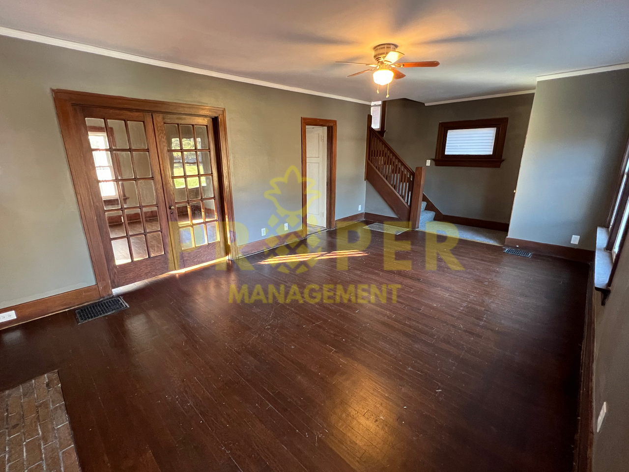 1115 Grafton Ave - Photo 3 of 12