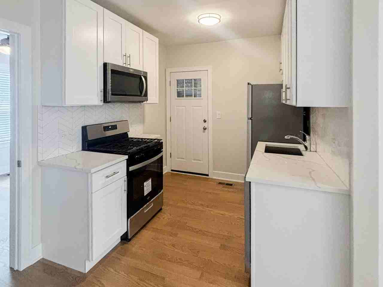 4600 N. Winchester / 1940 - Photo 7 of 27