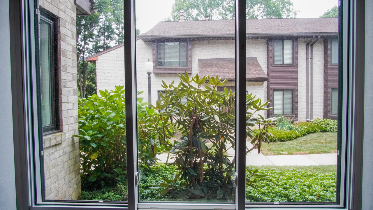 2306 Aspen Cir - Photo 3 of 26