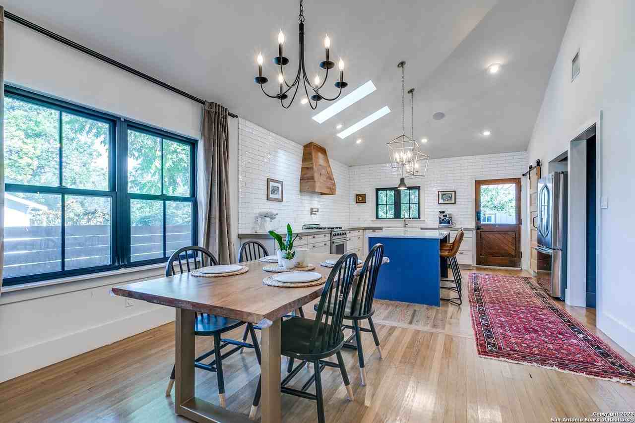 627 W Lynwood Ave - Photo 7 of 26