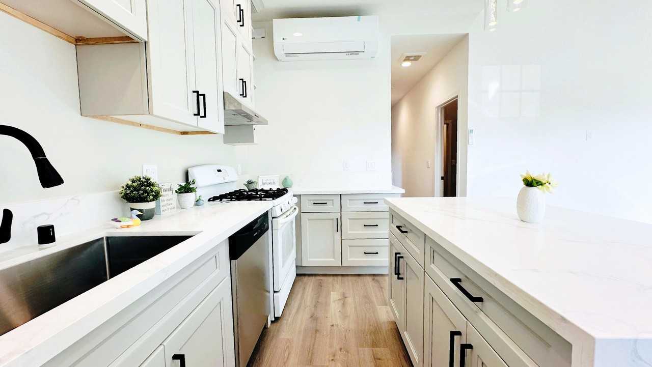 6295 Killarney Ave #NA - Photo 3 of 10