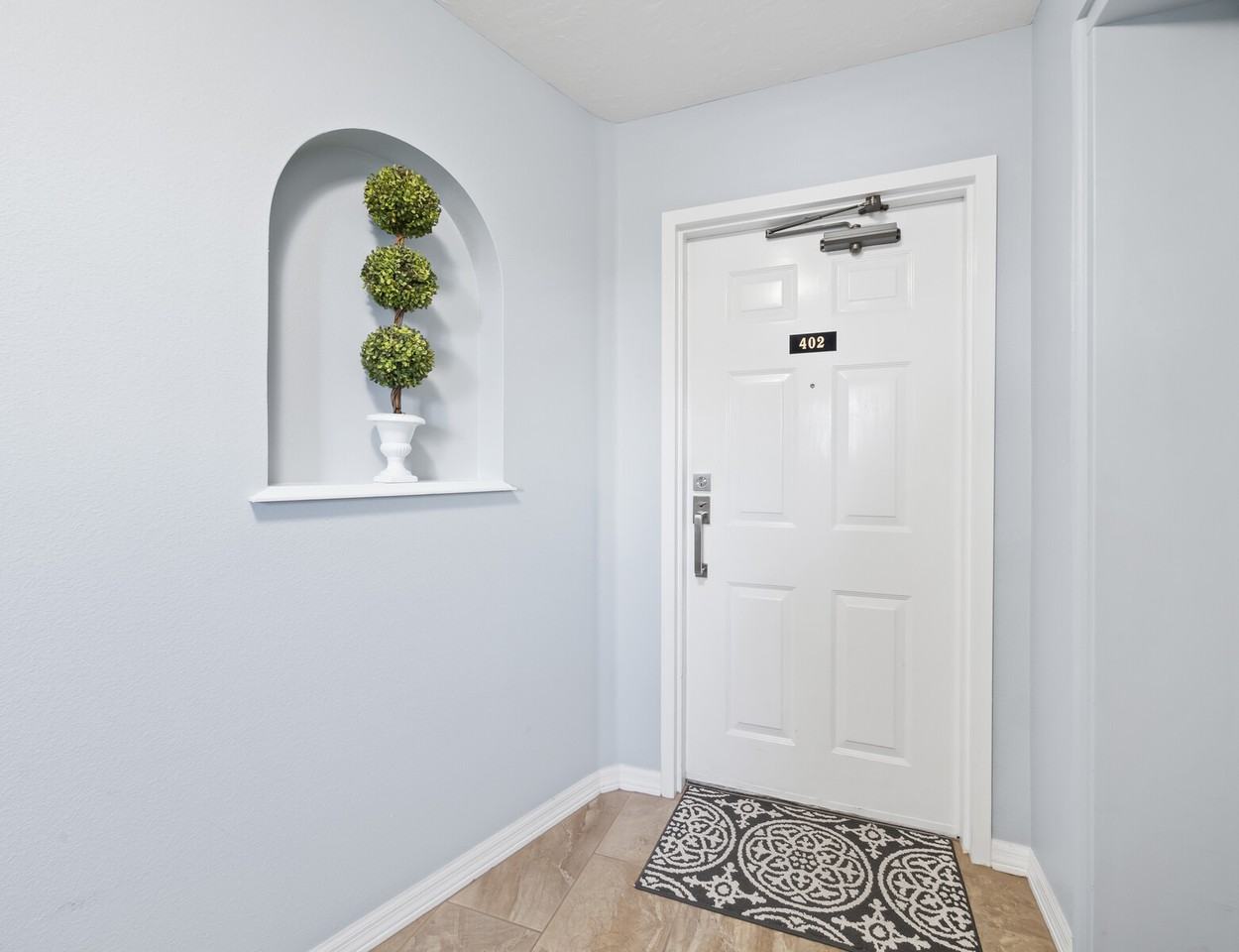 205 Golden Gate Pt #402 - Photo 2 of 49