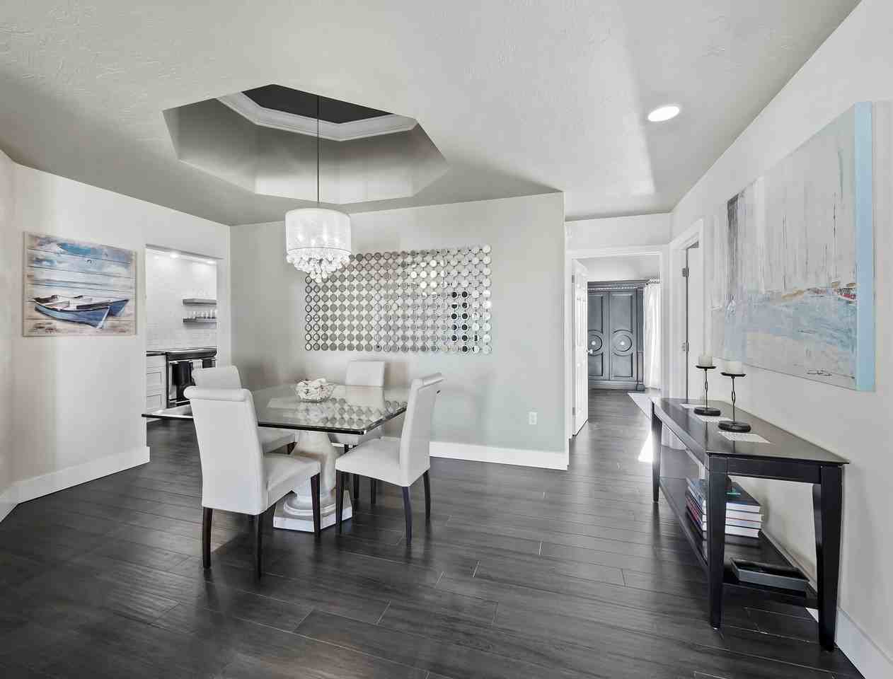 205 Golden Gate Pt #402 - Photo 4 of 49