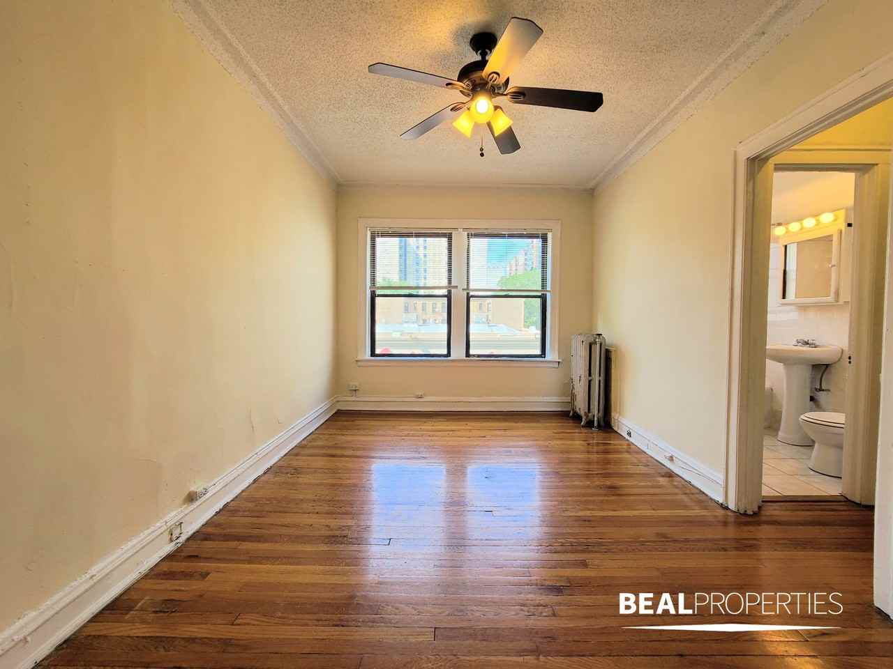 1164 North Dearborn Street #414 - Photo 4 of 5