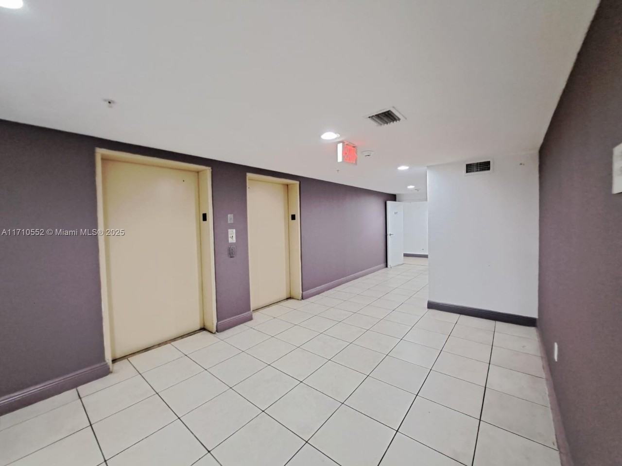 120 Sw 8th Ave #501 - Photo 2 of 32